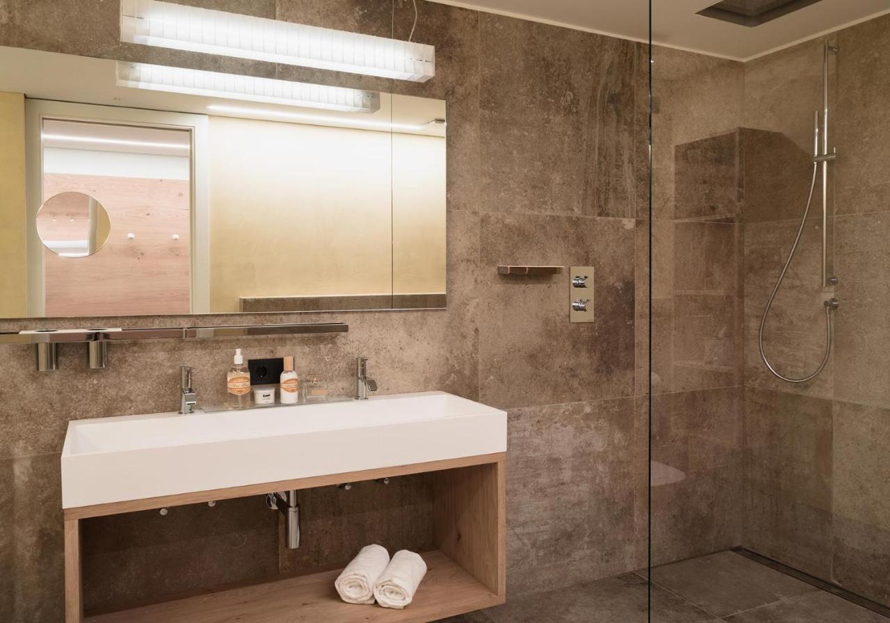 Suiteseven Hotel 4*