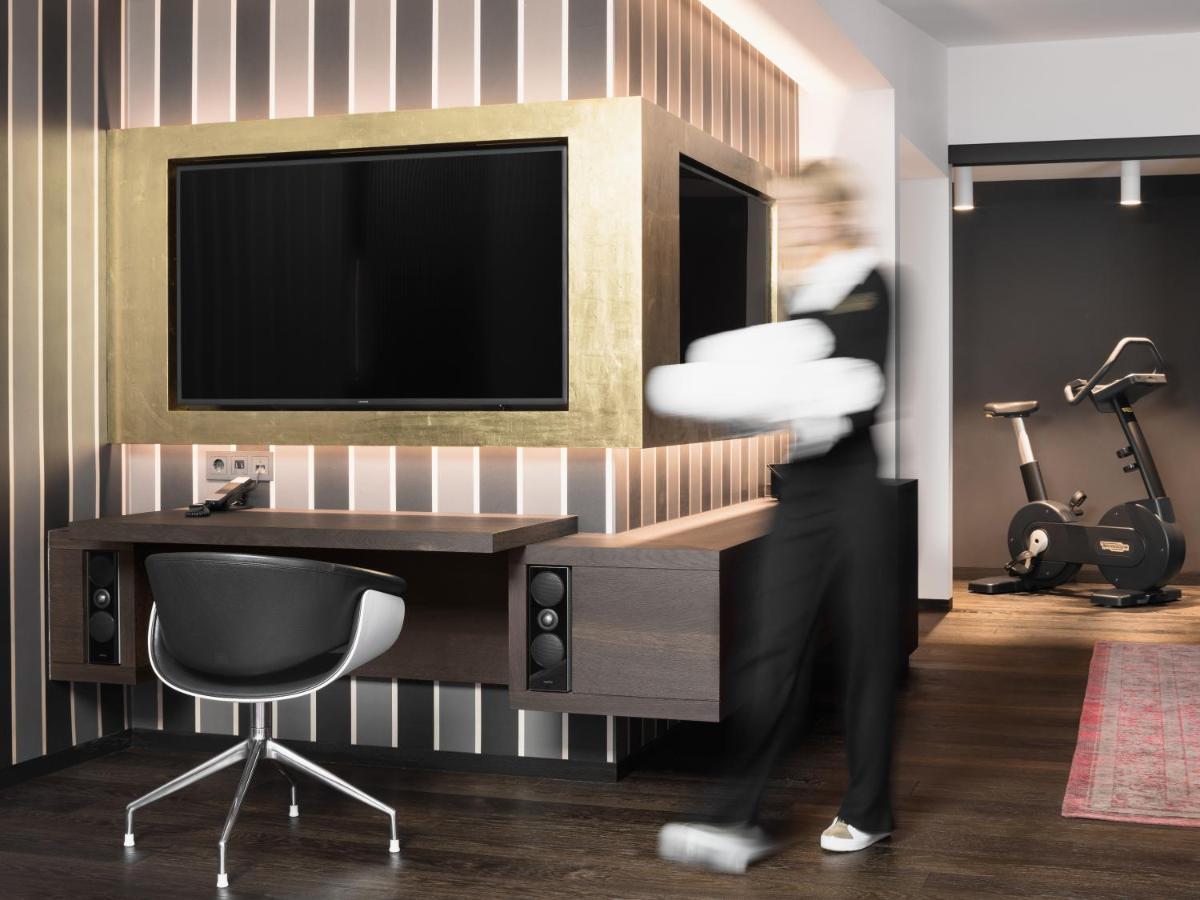 Suiteseven Hotel