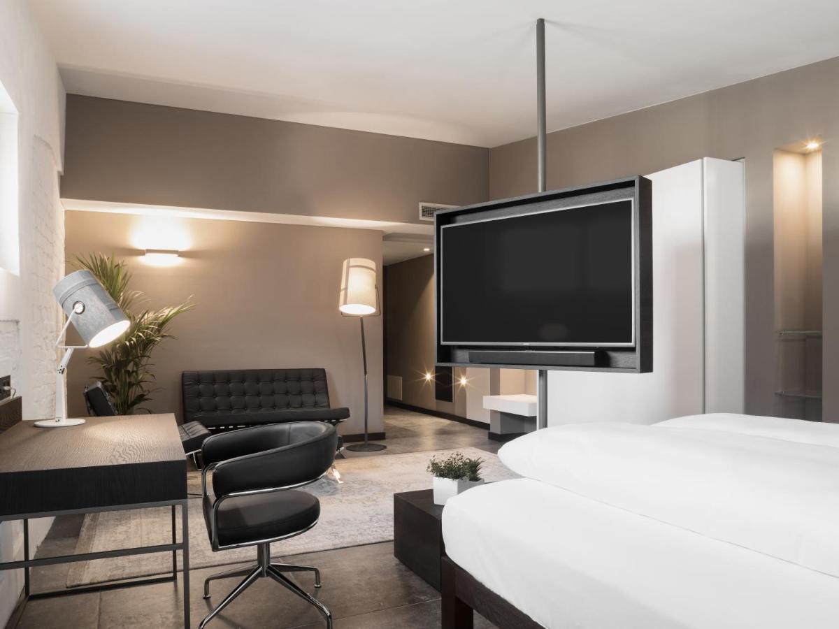 Suiteseven Hotel 4*